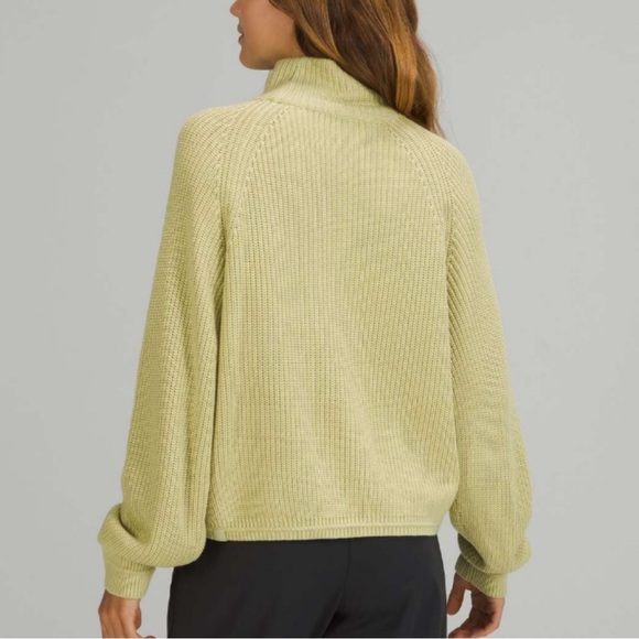 Lululemon Ribbed Turtleneck Sweater in Dew Green size XS/S - Picture 10 of 10